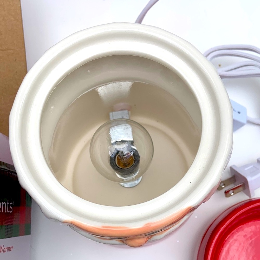 Santa Fragrance Warmer - Red and White - Picture 11 of 13